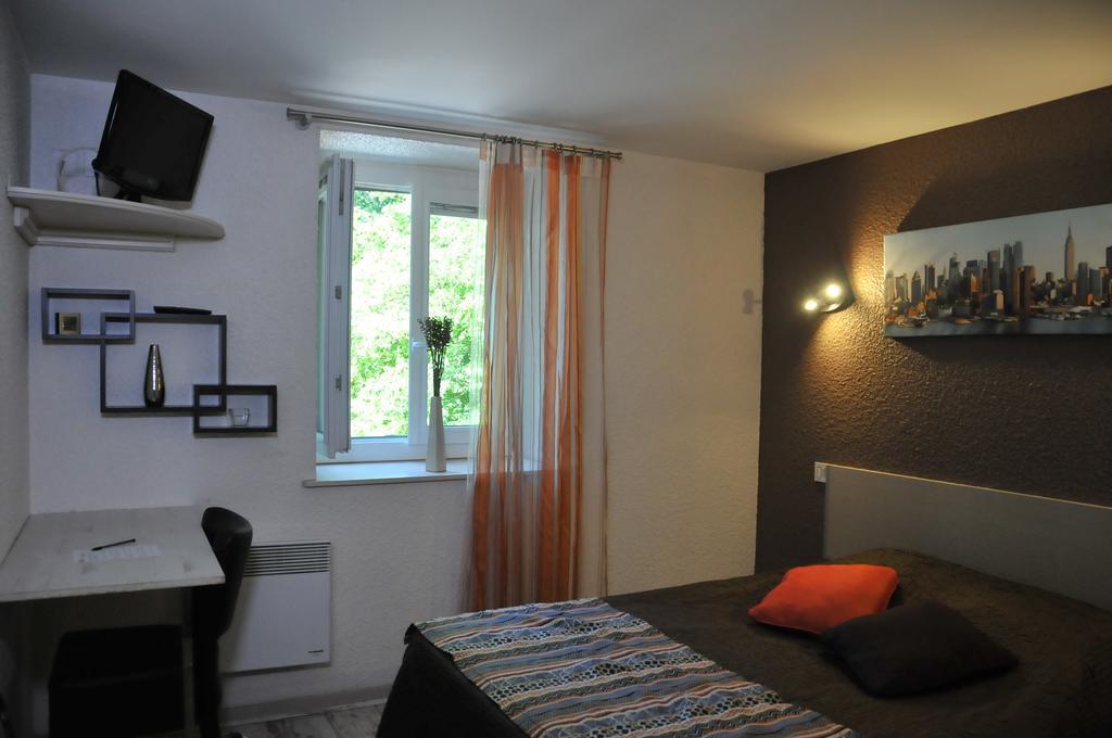 Hotel O2 Saone Reyrieux Zewnętrze zdjęcie