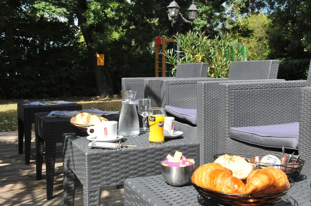 Hotel O2 Saone Reyrieux Zewnętrze zdjęcie